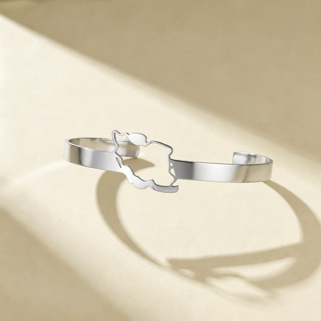Iran open bracelet
